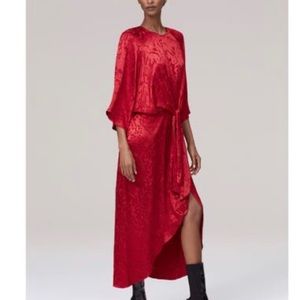 Zara red jacquard mid-length dress size 4